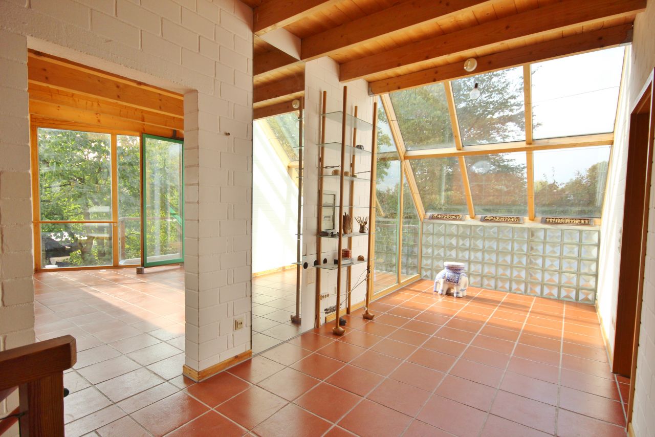 Ihr Traumhaus in Essen – Modernes Wohnen mit Fernblick